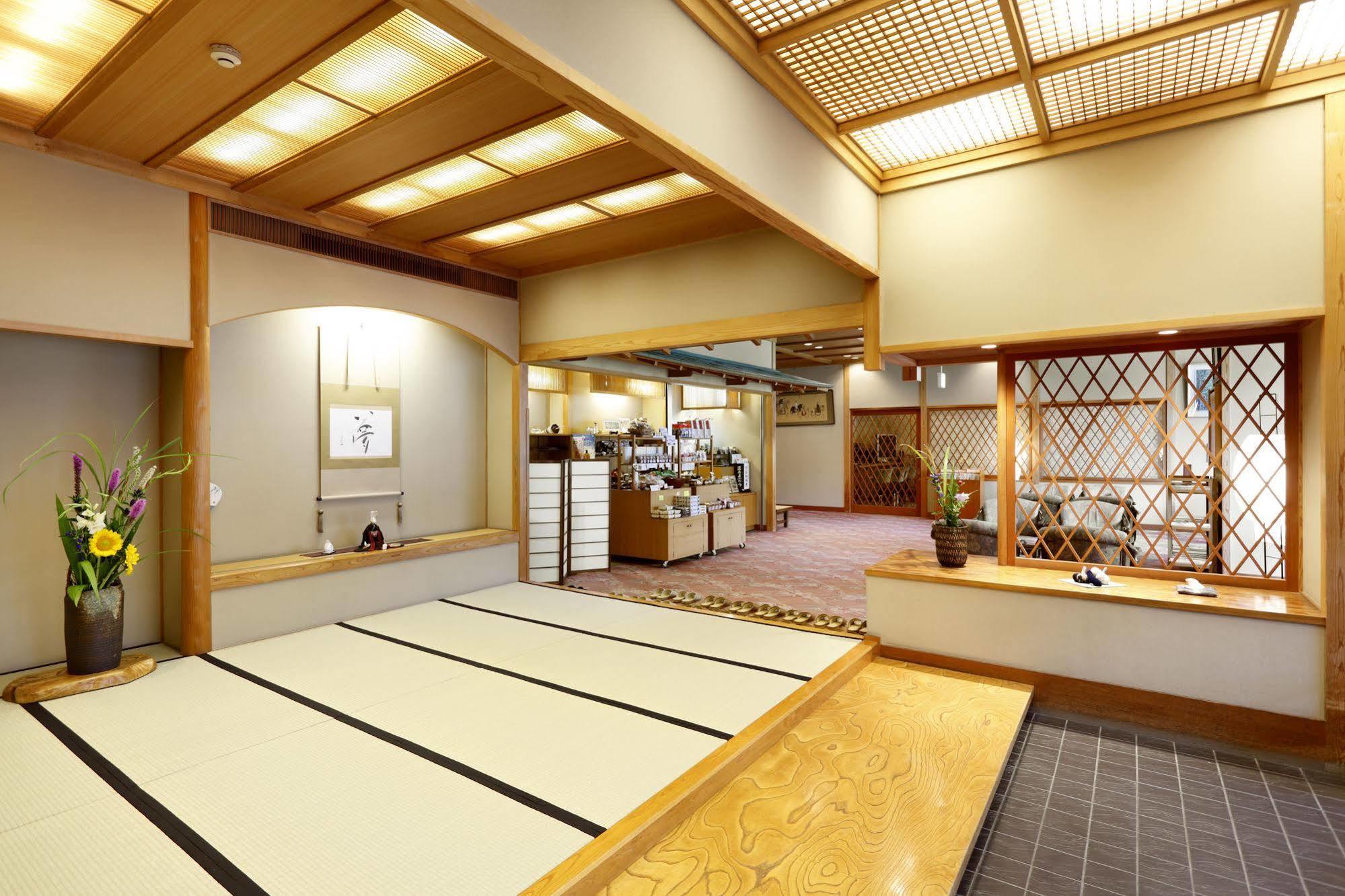 Wafu-No-Yado Masuya Hotel Yamanouchi  Exterior photo